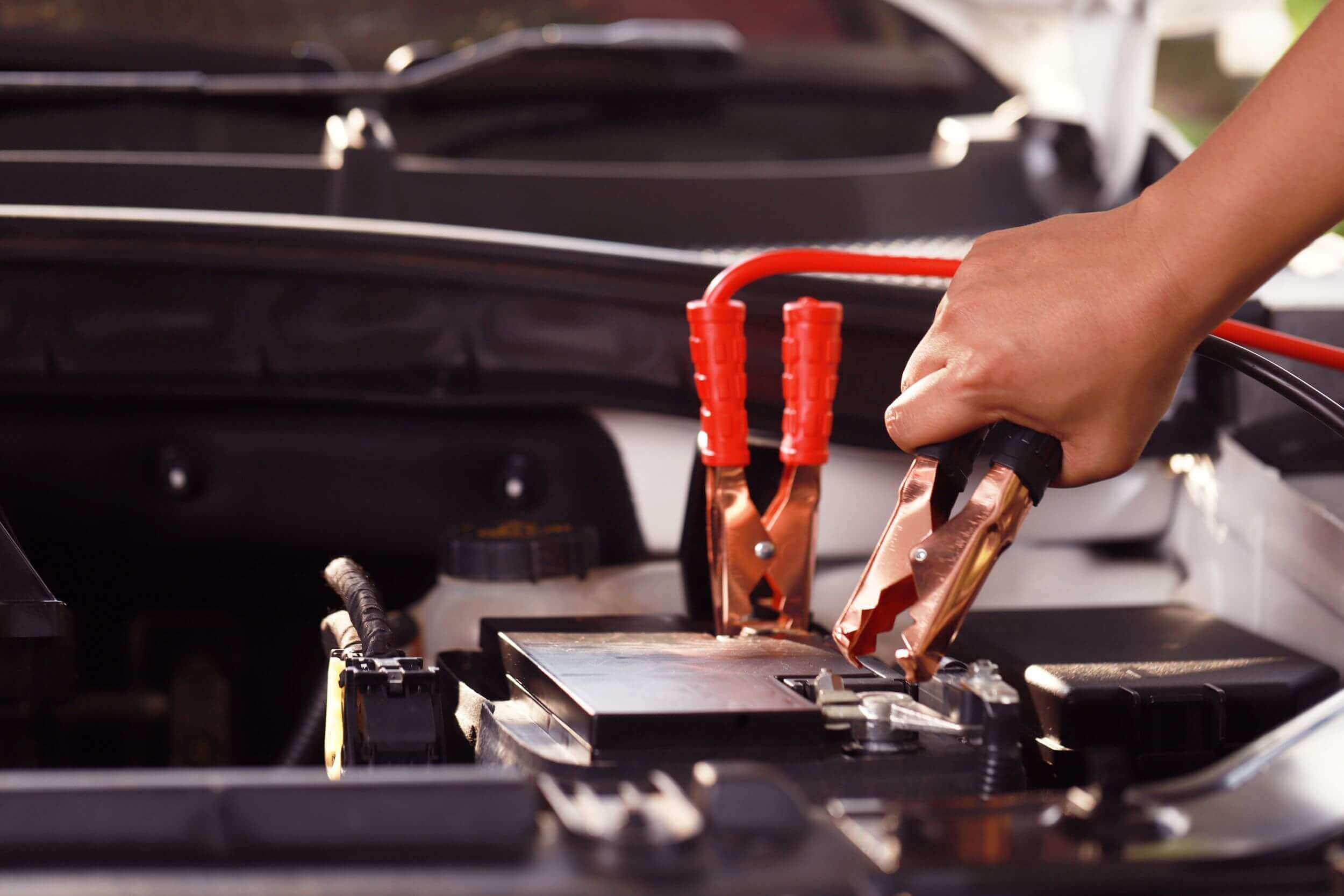 How to Jump Start a Car Safely and Effectively image
